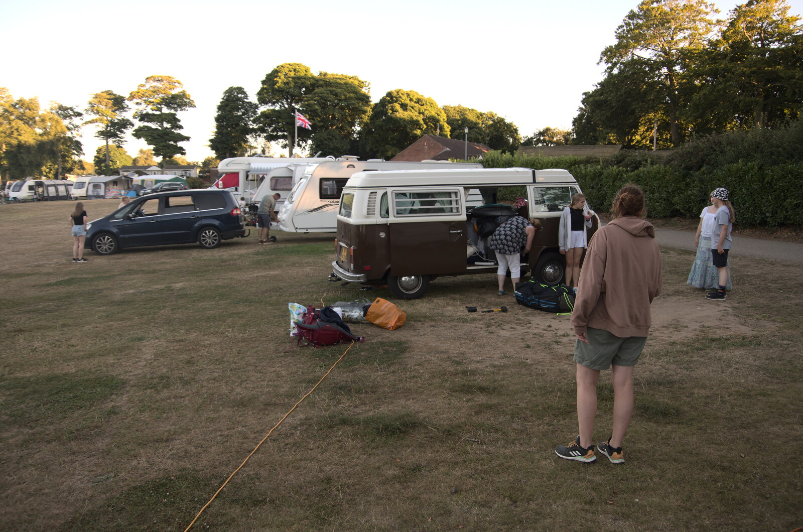 The others arrive later in the evening from Camping at Forest Park, Cromer, Norfolk - 12th August 2022