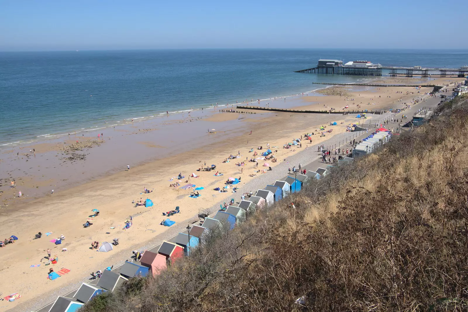 Cromer beach from the clifftop, from Camping at Forest Park, Cromer, Norfolk - 12th August 2022