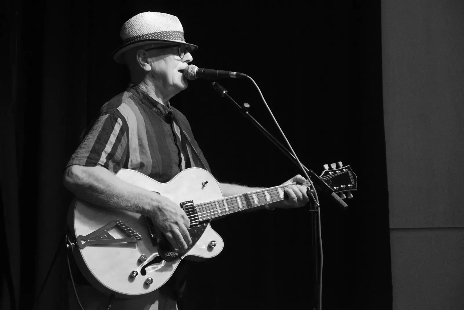 Rob Folkard on guitar, from A Norwich Trip, and Rob Folkard and Jo at The Bank, Eye, Suffolk - 20th August 2022