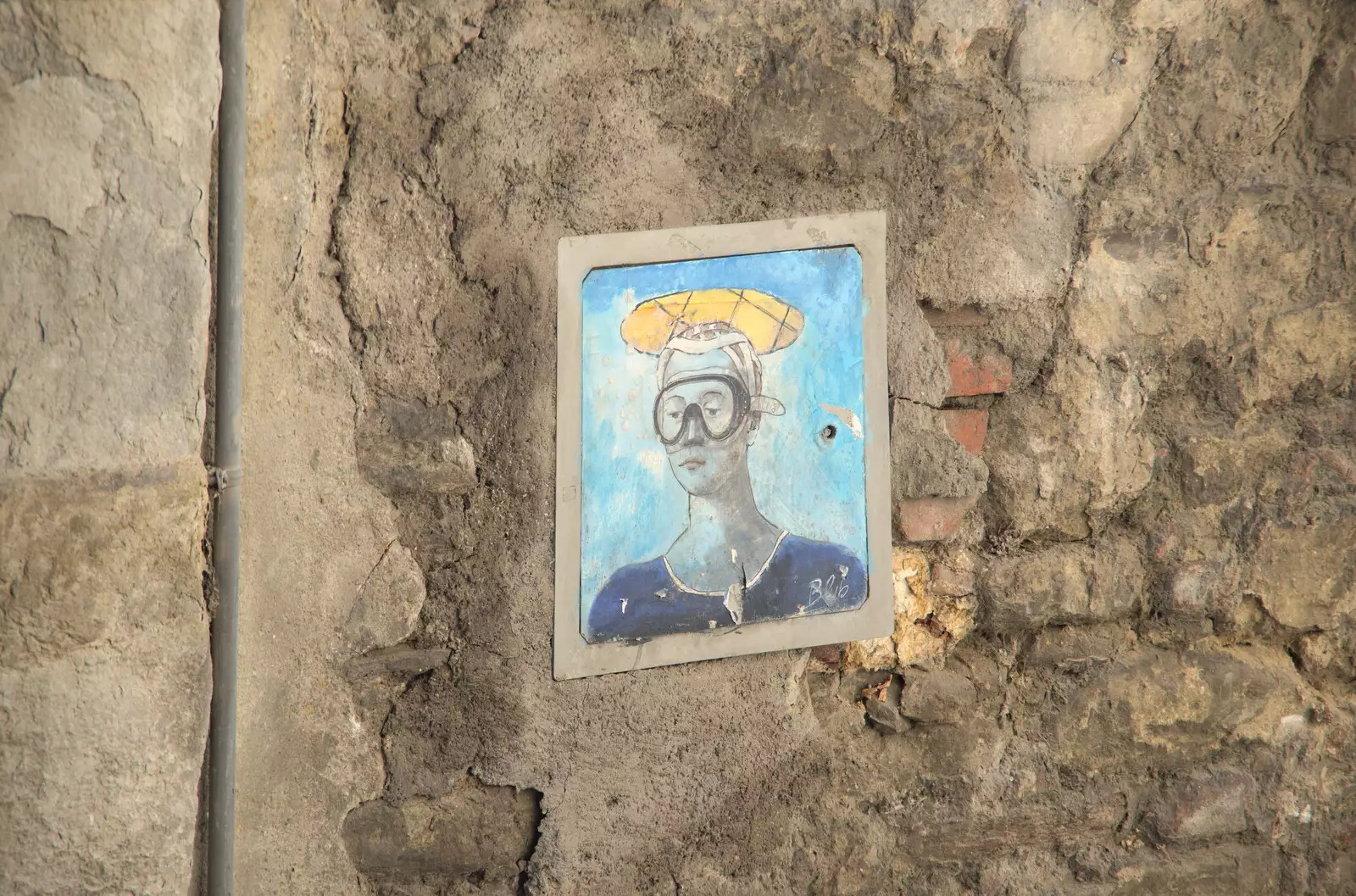 A curious picture on a wall, from The Flags of Arezzo, Tuscany, Italy - 28th August 2022