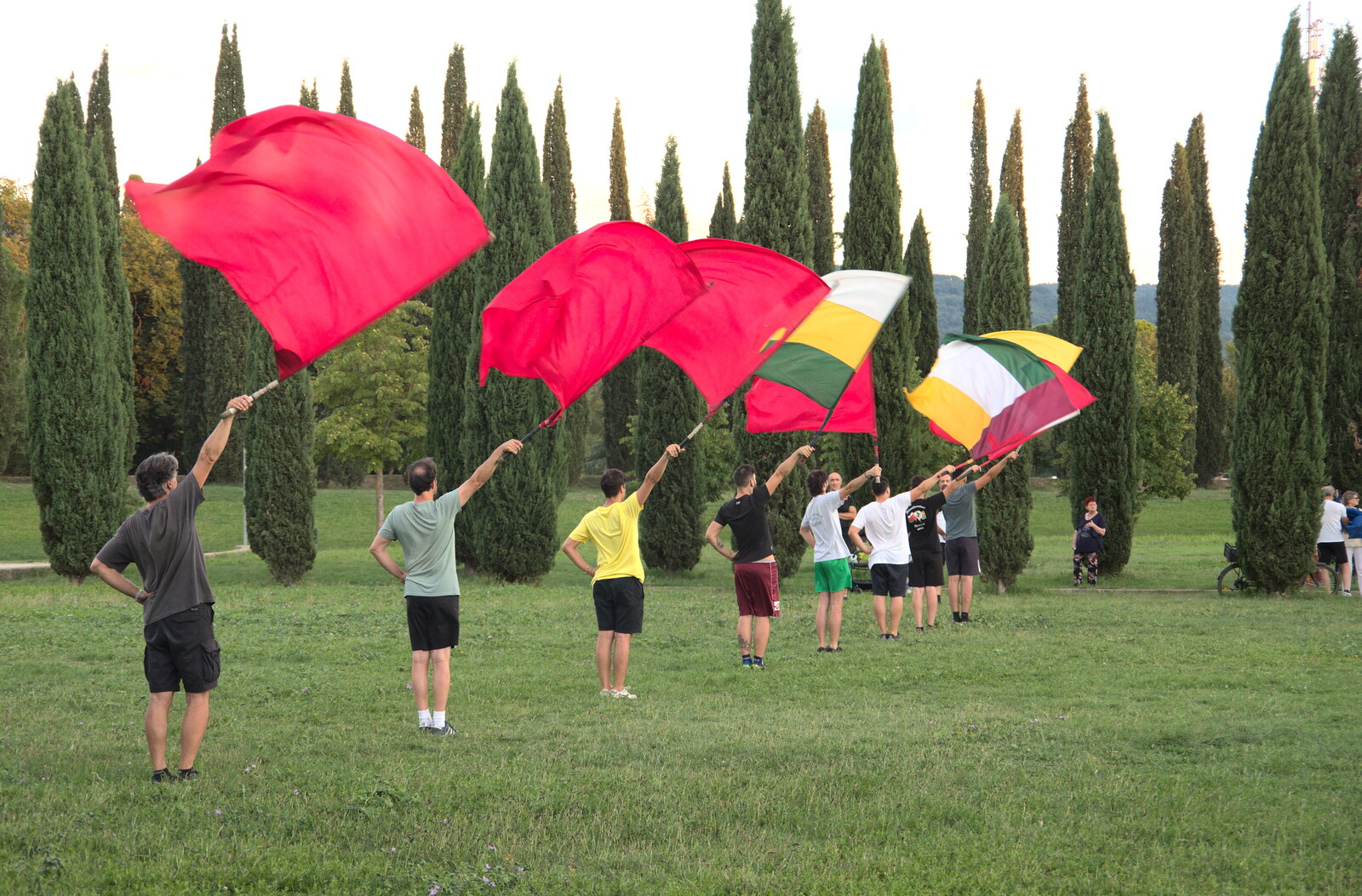 A Day by the Pool and a Festival Rehearsal, Arezzo, Italy - 3rd September 2022: There's more flag-waving practice