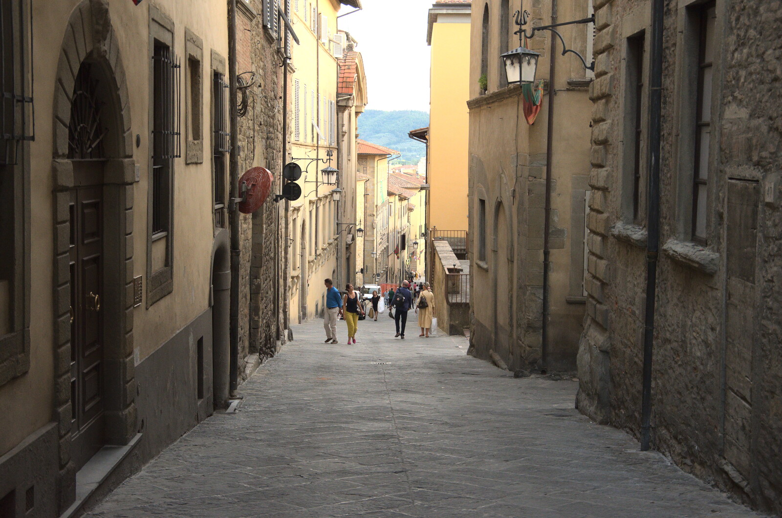 A Day by the Pool and a Festival Rehearsal, Arezzo, Italy - 3rd September 2022: An Arezzo back street