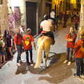 A Day by the Pool and a Festival Rehearsal, Arezzo, Italy - 3rd September 2022, Another horse skiters around the corner