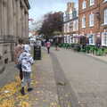 Golden leaves blow around on Sheepgate, An Afternoon in Beccles, Suffolk - 26th October 2022