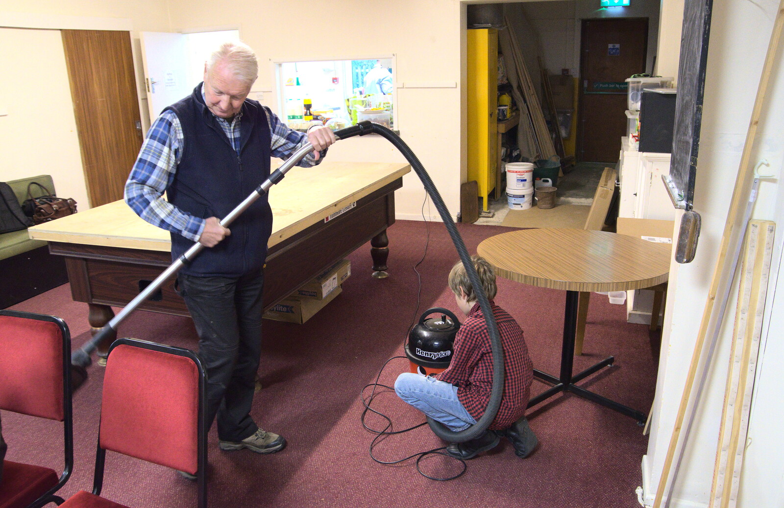 Grandad's Memorial Do, The Village Hall, Brome, Suffolk - 28th October 2022: John helps out with the hoovering