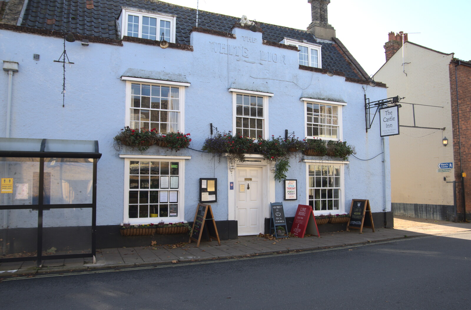 A Postcard from Bungay, Suffolk - 2nd November 2022: A pub with a dual identity