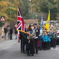 Beavers, Cubs and Scouts pile up behind the flag, The Scouts' Remembrance Day Parade, Eye, Suffolk - 13th November 2022