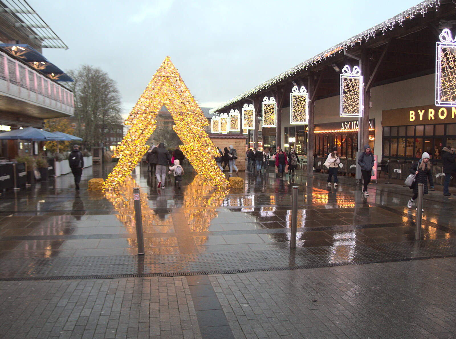 More Christmas lights on Chapelfield from Lunch in Norwich and the GSB at Gislingham, Suffolk - 26th November 2022
