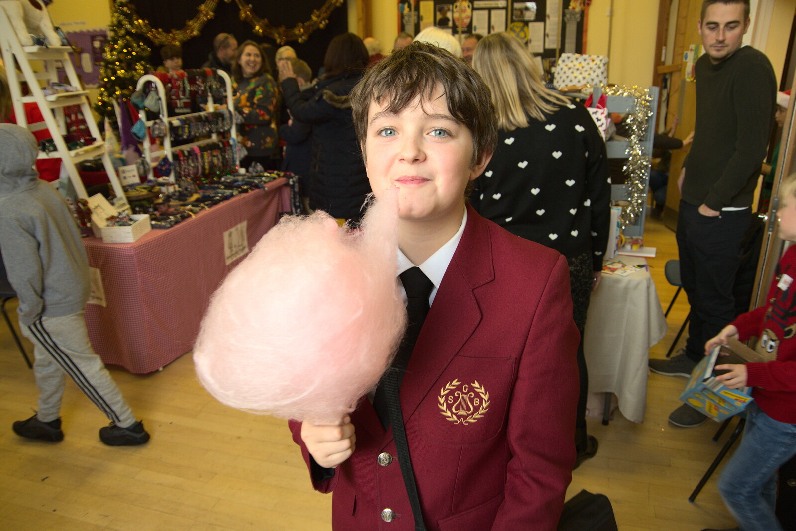 Fred's scored some candy floss from Lunch in Norwich and the GSB at Gislingham, Suffolk - 26th November 2022