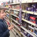 Fred considers some chocolate, Christmas Shopping in Norwich, Norfolk - 21st December 2022