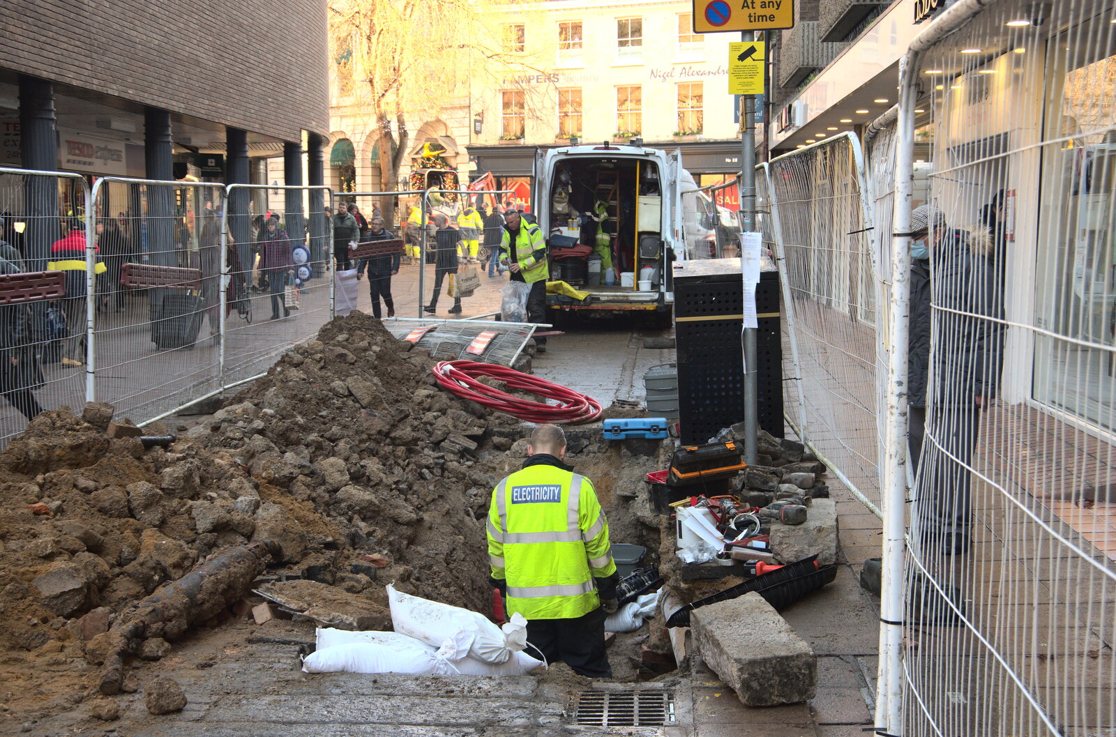 There's a big hole in London Street from Christmas Shopping in Norwich, Norfolk - 21st December 2022