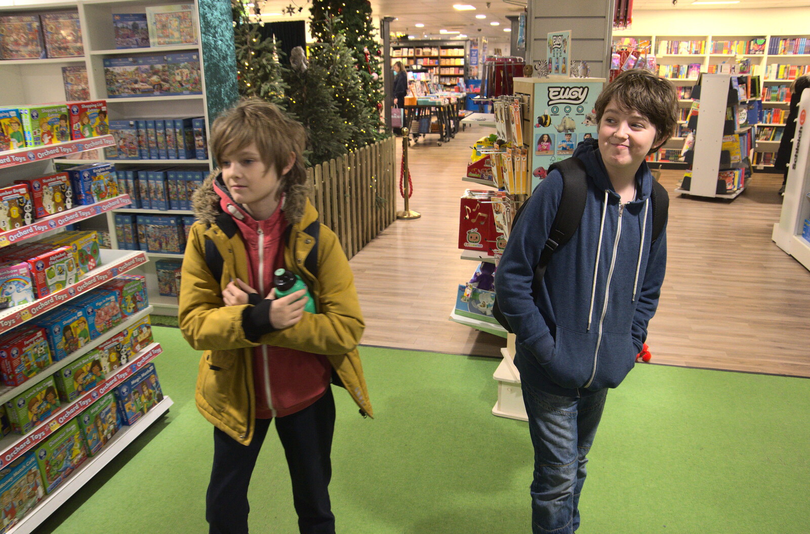 Harry and Fred roam around in Jarrold's from Christmas Shopping in Norwich, Norfolk - 21st December 2022
