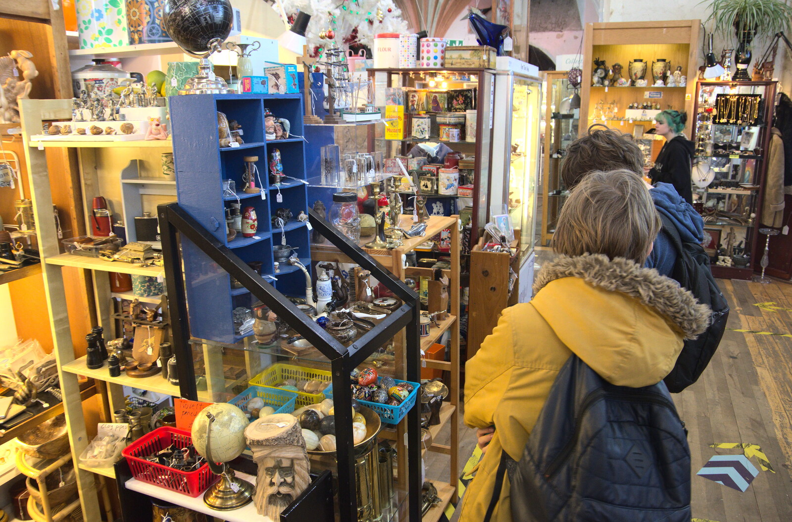 We poke around in St. Gregory's Antiques from Christmas Shopping in Norwich, Norfolk - 21st December 2022