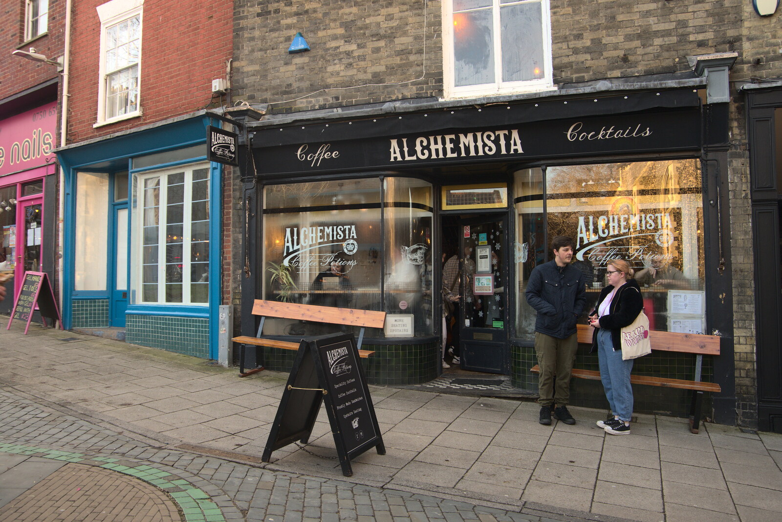 There's an absurdley hipster coffee place  from Christmas Shopping in Norwich, Norfolk - 21st December 2022