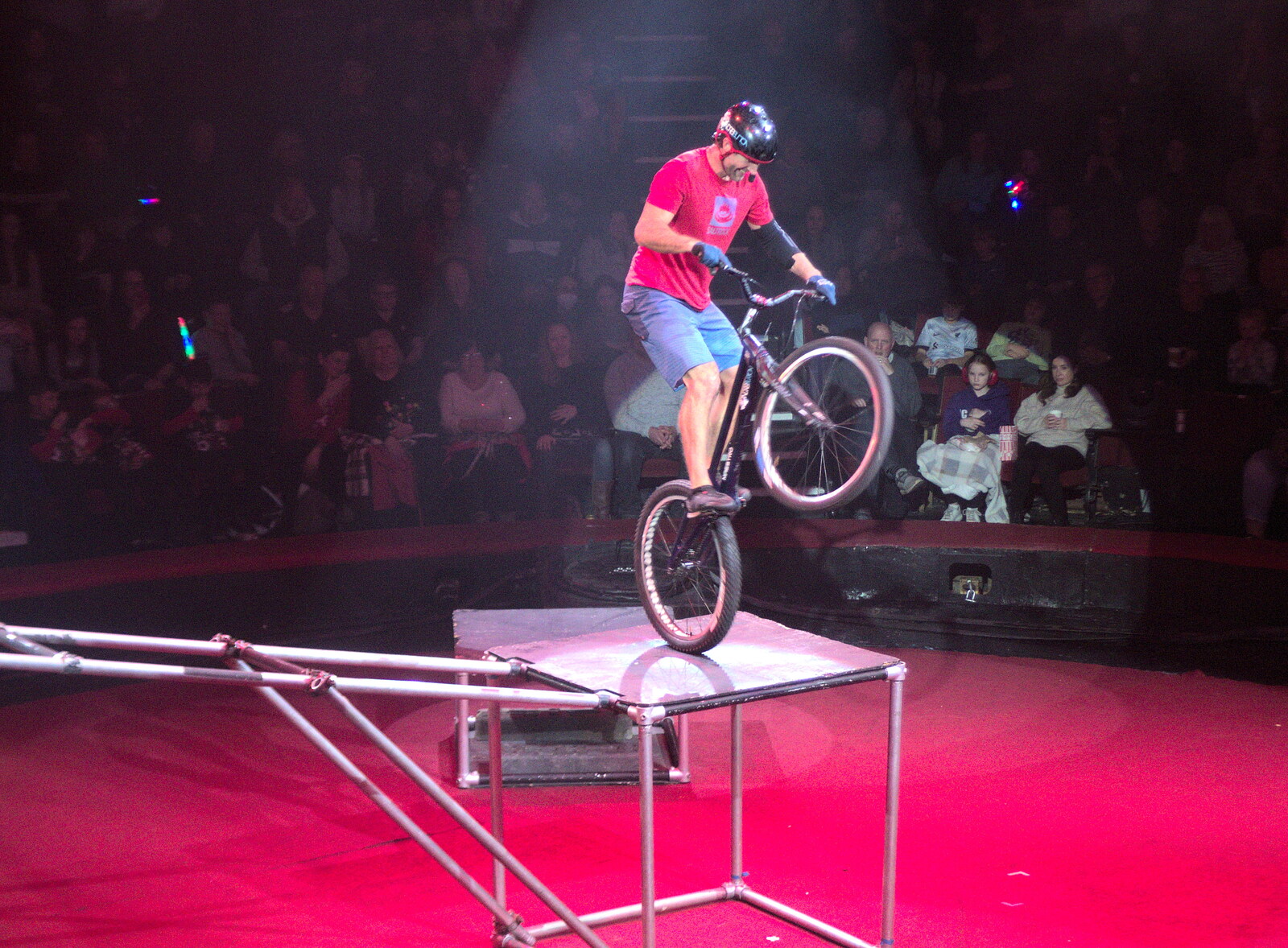 World-record UK cyclist Andrei Burton from The Hippodrome Christmas Spectacular, Great Yarmouth, Norfolk - 29th December 2022