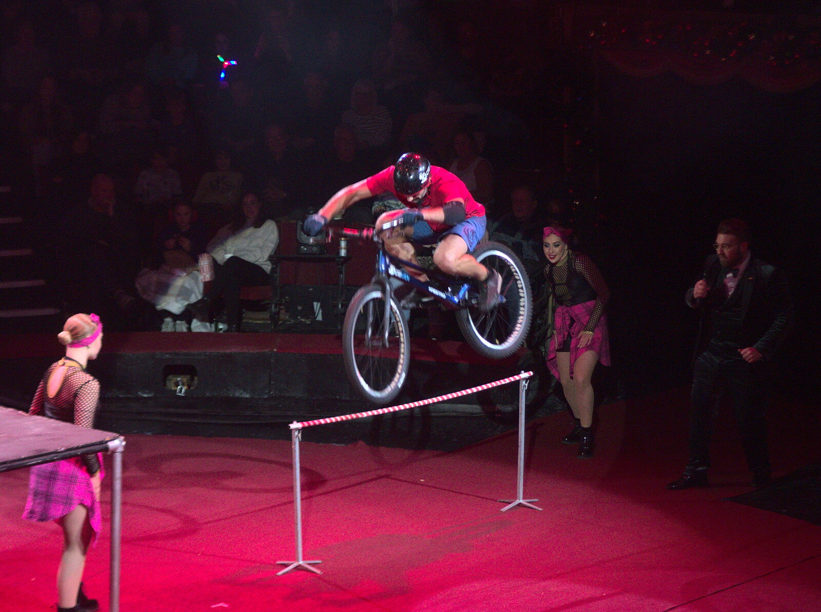 Andrei Burton does a standing jump on his bike from The Hippodrome Christmas Spectacular, Great Yarmouth, Norfolk - 29th December 2022