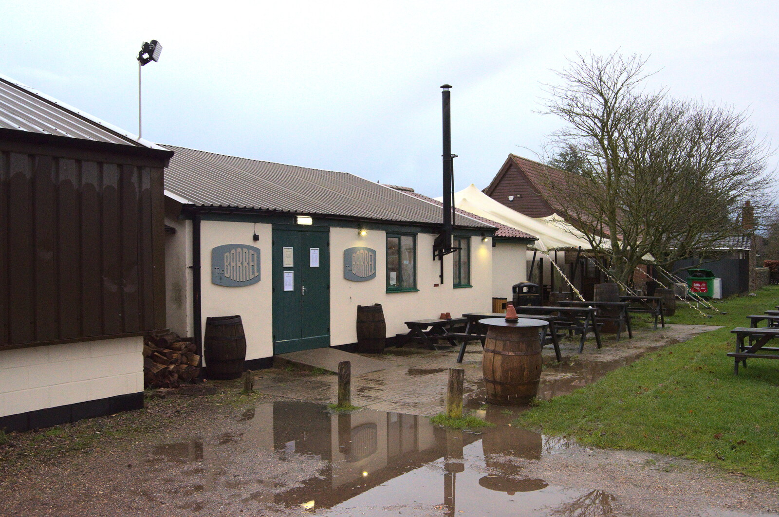A Few Hours at the Zoo, Banham, Norfolk - 8th January 2023: The Banham Barrel - home of many a BBs gig