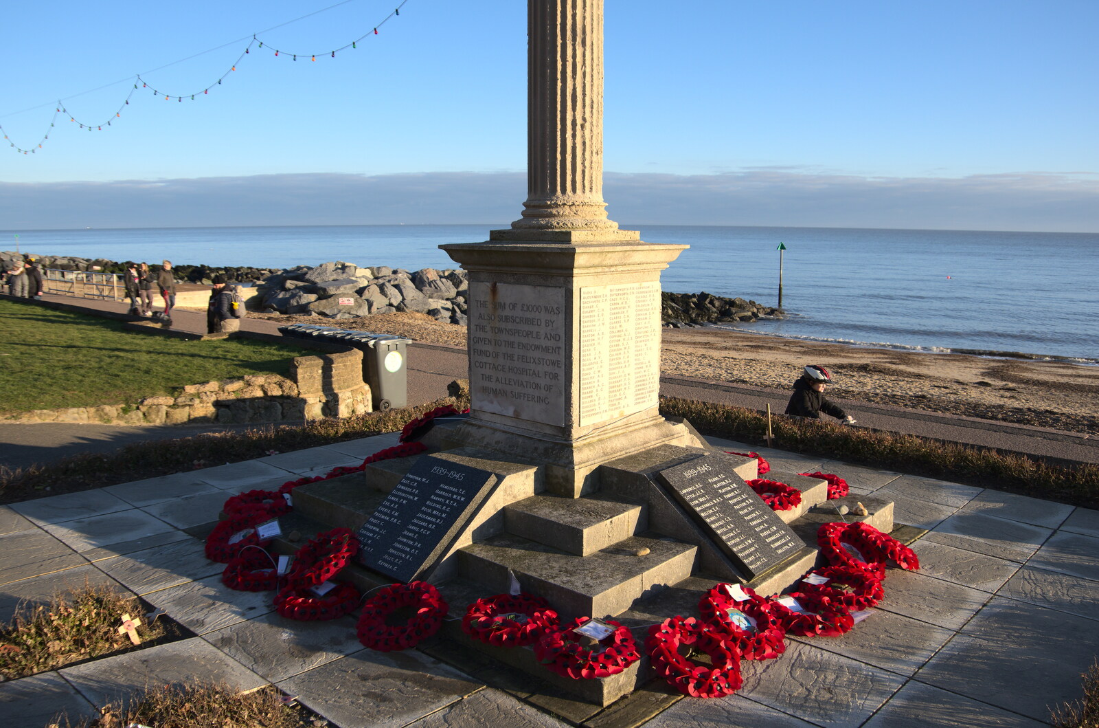 A Short Trip to Felixstowe, Suffolk - 22nd January 2023: The war memorial on Undercliff Road West