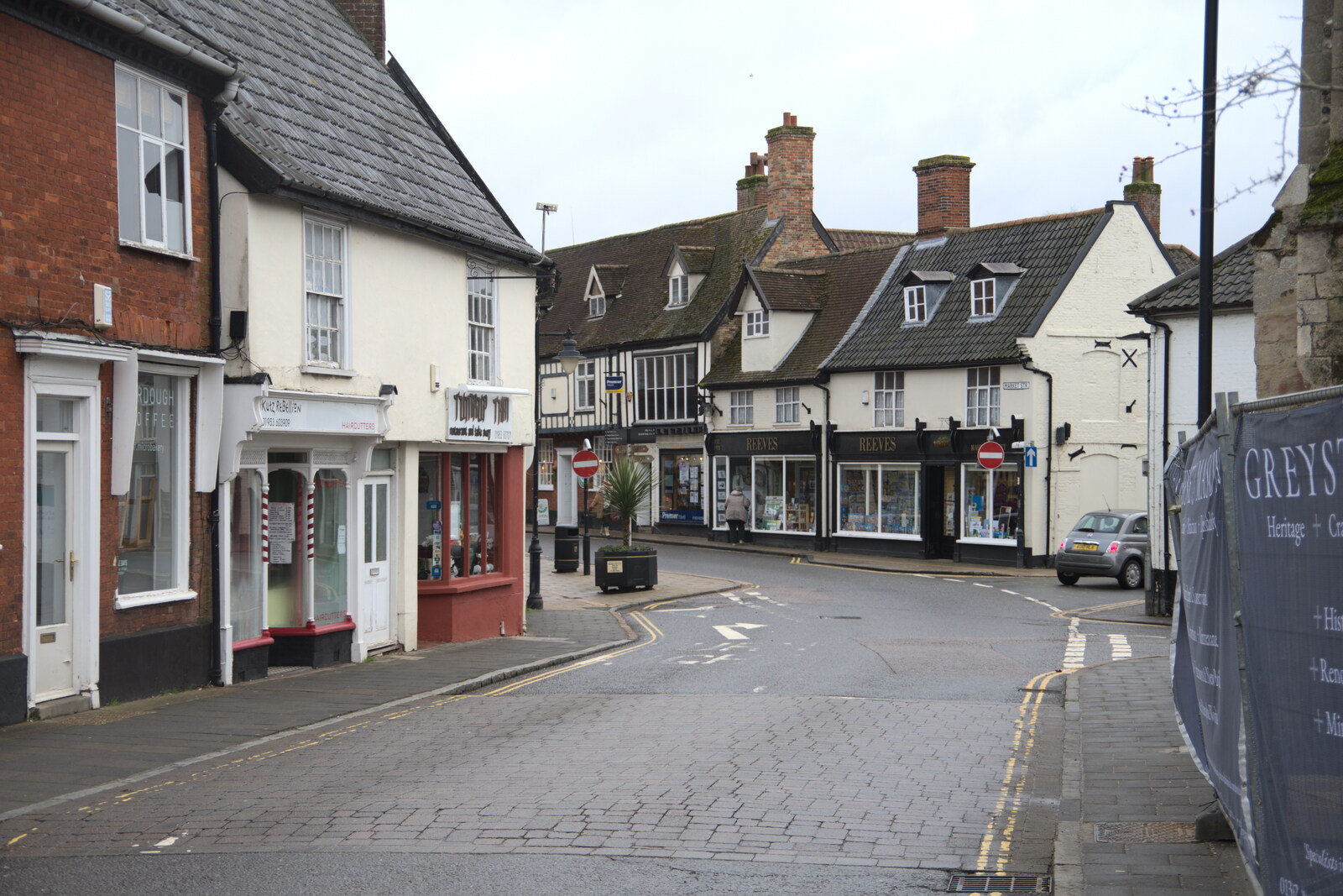 Looking down Middleton Street from A Postcard from Wymondham, Norfolk - 26th January 2023