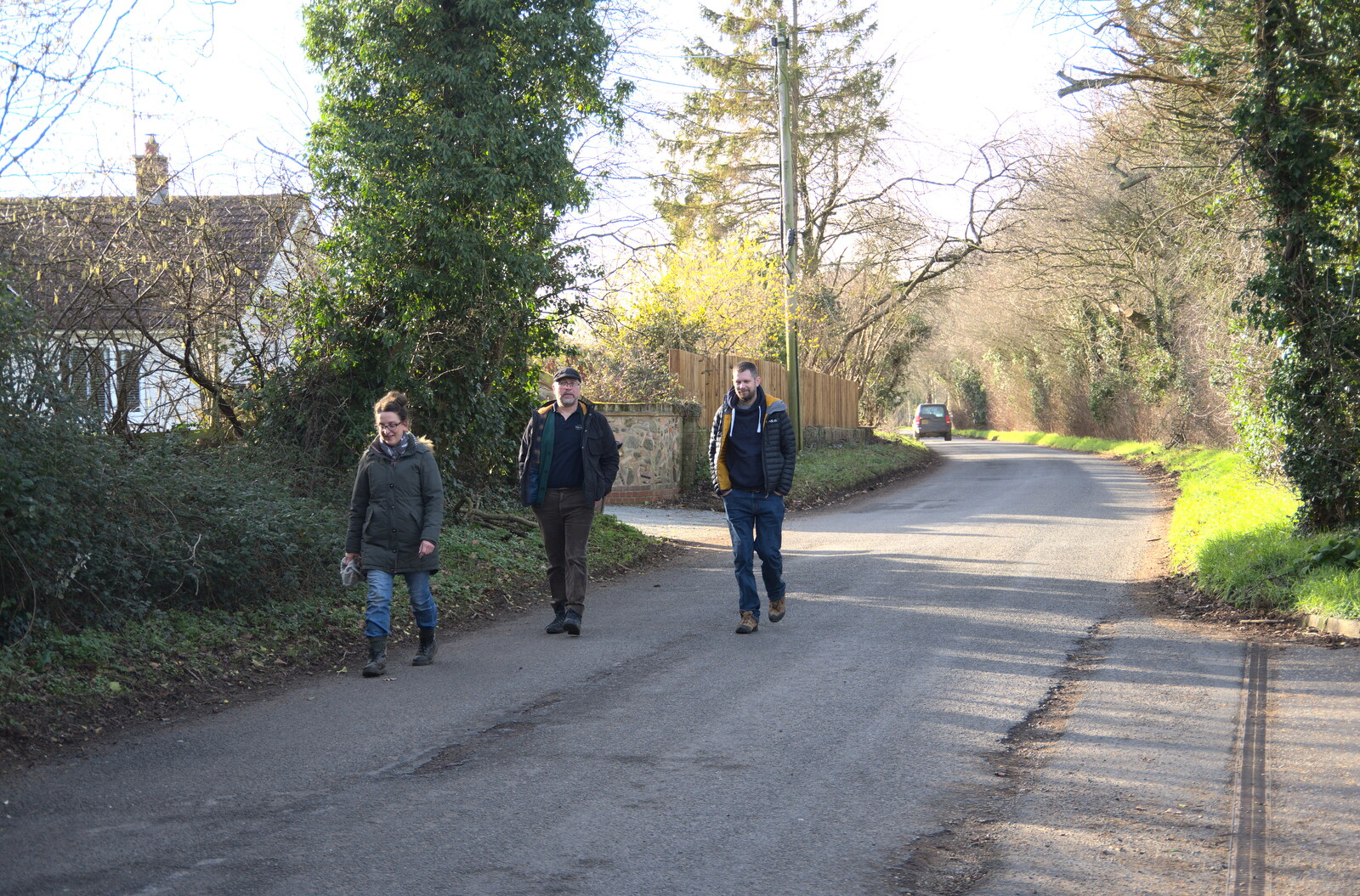 Suey, Marc and The Boy Phil head up the road from Another Walk to The Swan, Hoxne, Suffolk - 5th February 2023