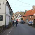 We arrive at the pub , Another Walk to The Swan, Hoxne, Suffolk - 5th February 2023