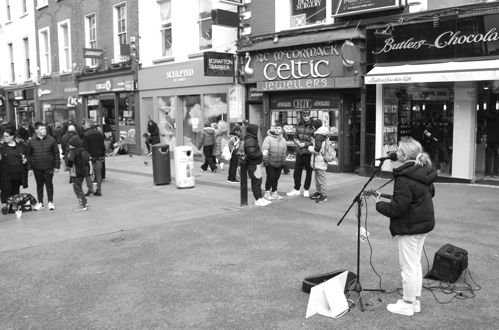 The Dead Zoo, Dublin, Ireland - 17th February 2023: A busker at the top of Grafton Street