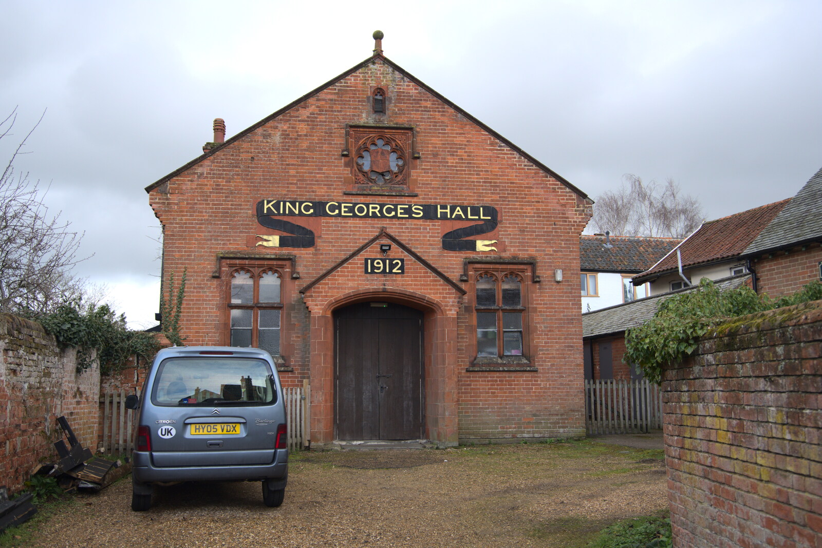 Lunch in Harleston, Norfolk - 1st March 2023: King George's Hall, from 1912