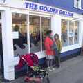 We wait outside the Golden Galleon, Fred and the Orchestra, Snape Maltings, Suffolk - 5th April