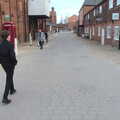 Fred strides back to the rehearsal room, Fred and the Orchestra, Snape Maltings, Suffolk - 5th April