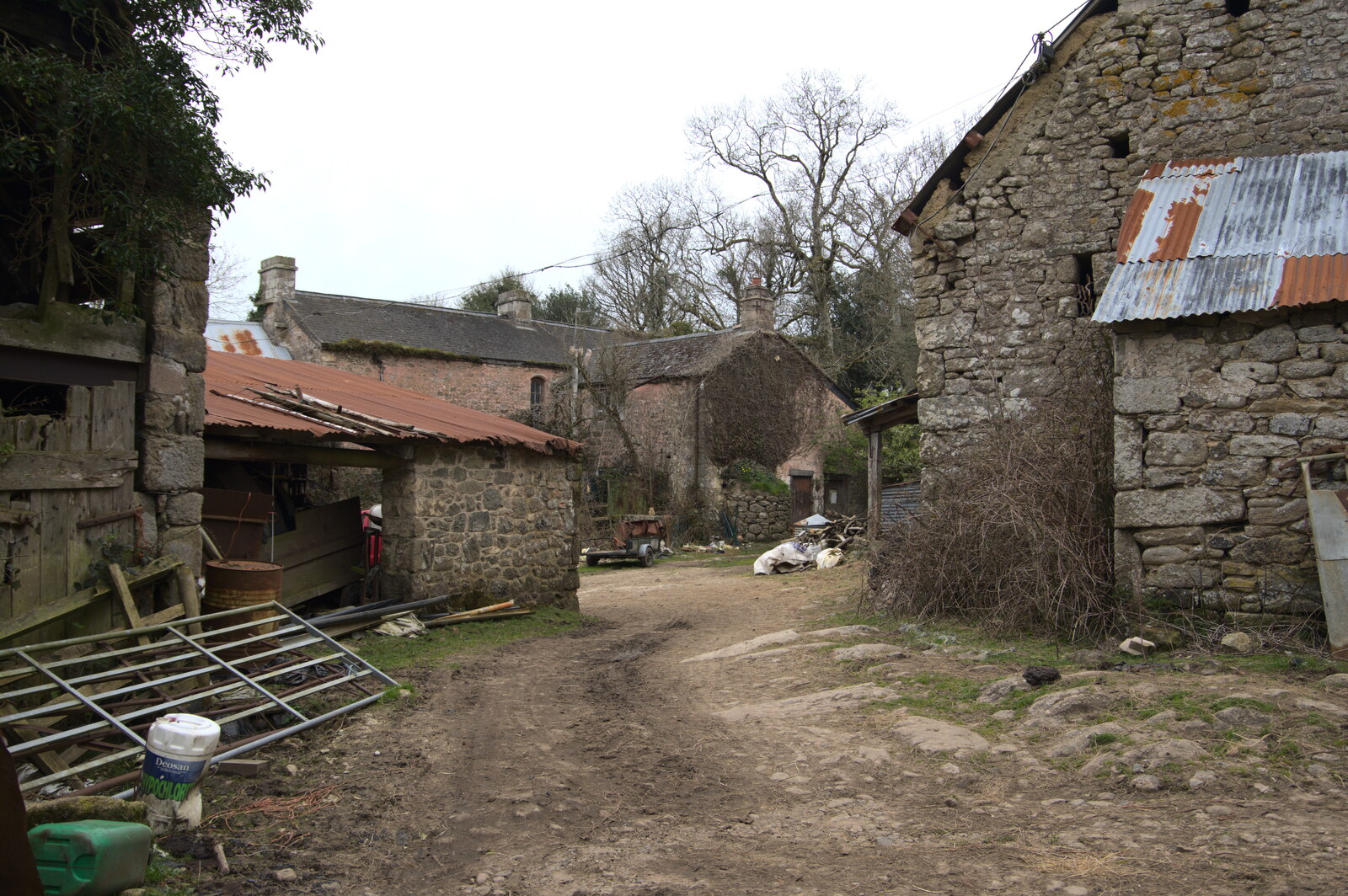The awesomely-derelict Muddy Farm from Easter in South Zeal and Moretonhampstead, Devon - 9th April