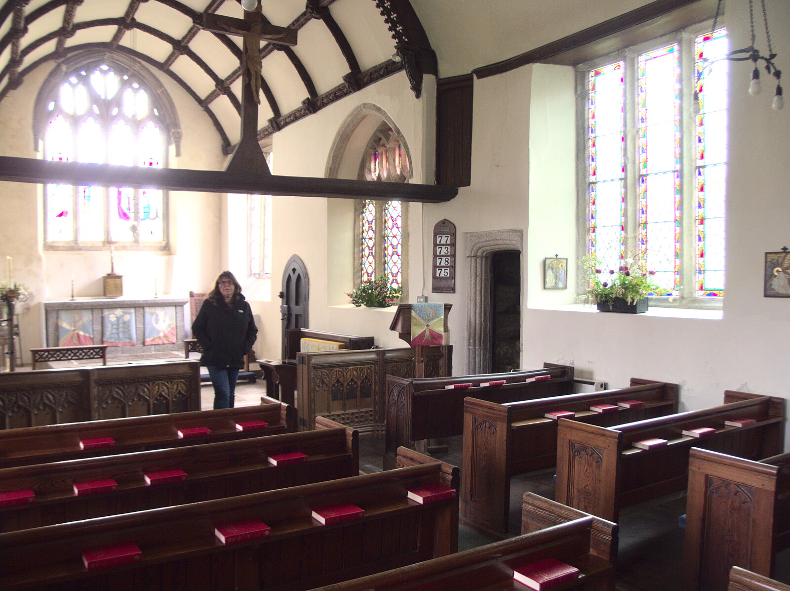 Sis roams around the nave of St. Mary's from Chilli Farms, Okehampton and the Oxenham Arms, South Zeal, Devon - 10th April 2023