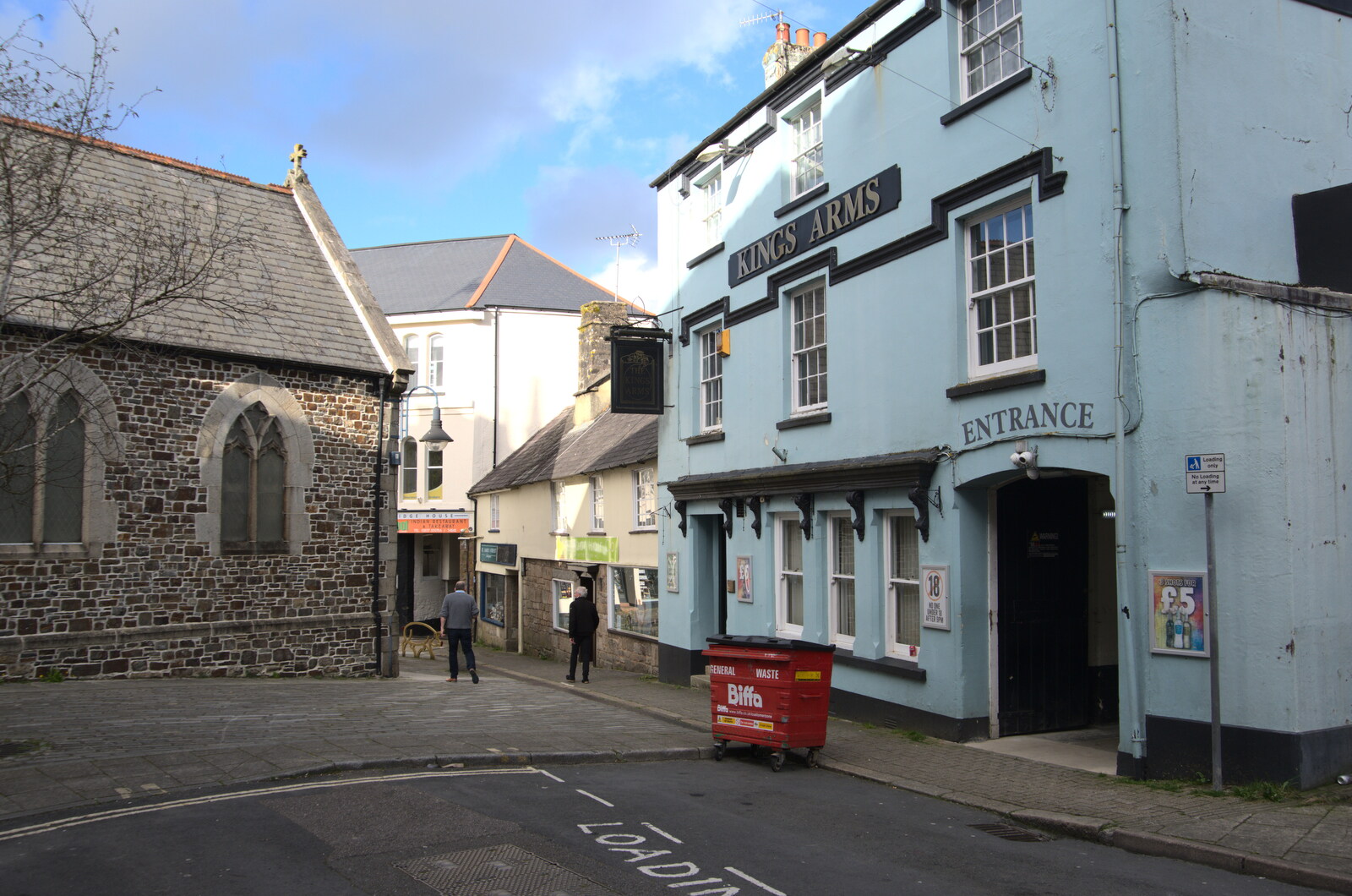 The Kings Arms on St. James Street from Chilli Farms, Okehampton and the Oxenham Arms, South Zeal, Devon - 10th April 2023