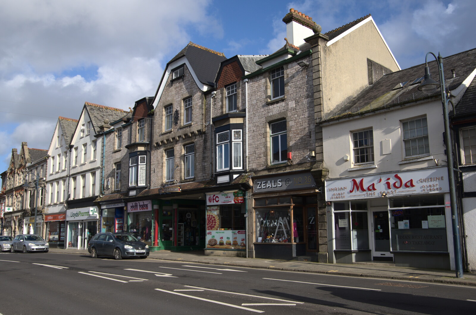 Ma'ida on Fore Street from Chilli Farms, Okehampton and the Oxenham Arms, South Zeal, Devon - 10th April 2023