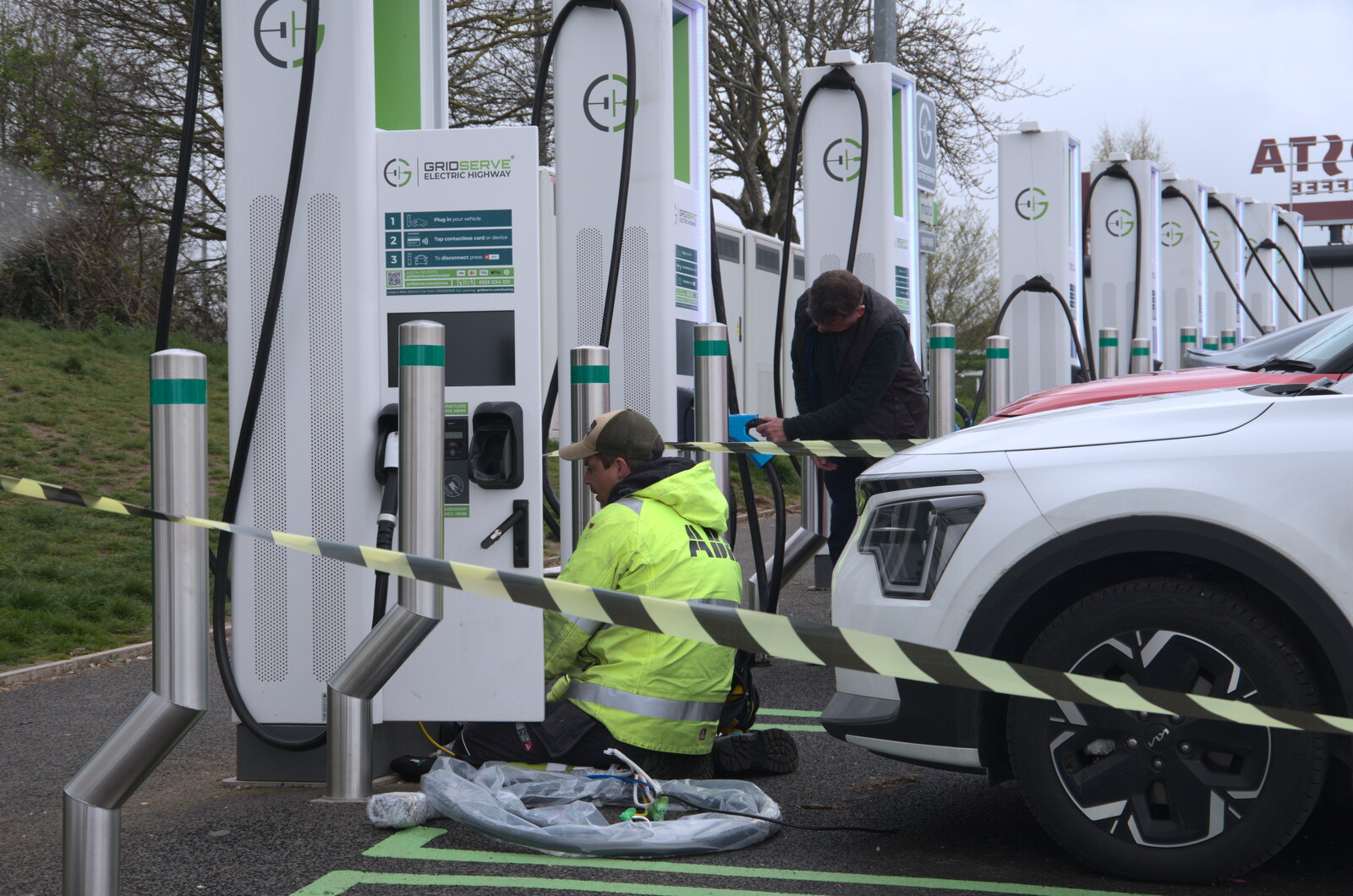 One of the Gridserve chargers gets fixed from Chilli Farms, Okehampton and the Oxenham Arms, South Zeal, Devon - 10th April 2023