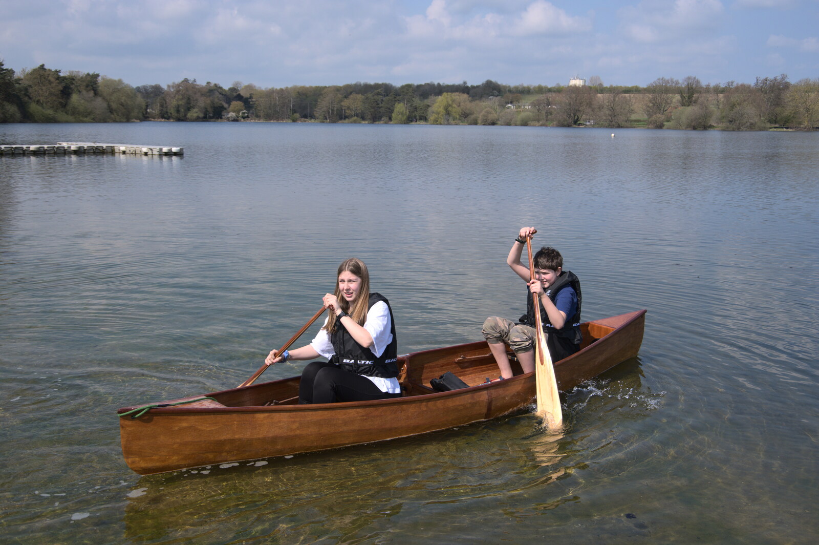 Soph the Roph has a go with Fred from Palgrave Players and Weybread Canoes, Harleston - 16th April 2023
