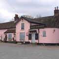 The boarded-up Trowel and Hammer pub, Bike Rides and a Visit to the Farm Shop, Eye, Suffolk -  25th April 2023