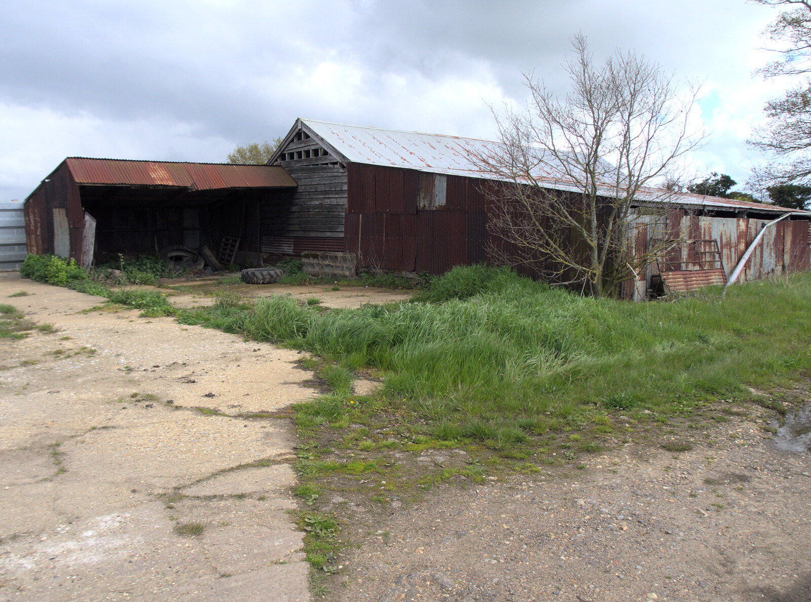 Derelict buildings at Magpie Green from Bike Rides and a Visit to the Farm Shop, Eye, Suffolk -  25th April 2023