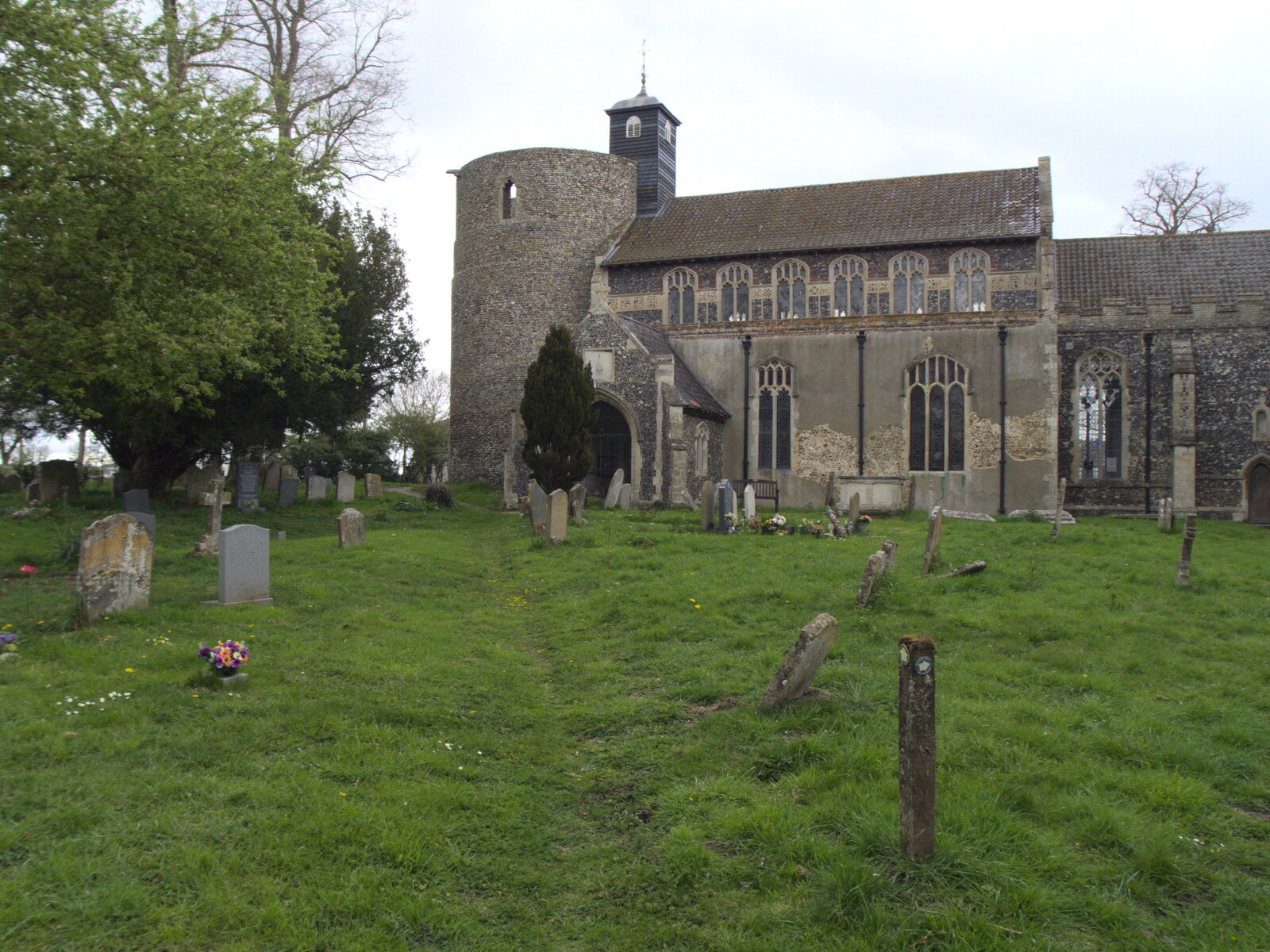 The church of St. Mary the Virgin, Wortham from Bike Rides and a Visit to the Farm Shop, Eye, Suffolk -  25th April 2023