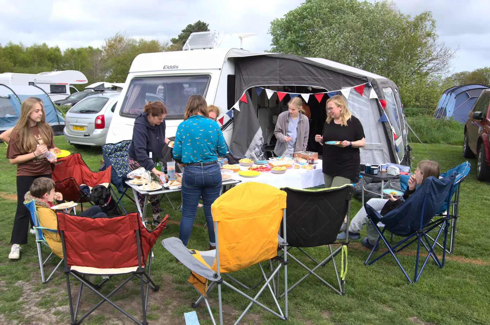 Time for a coronation picnic, from A Coronation Camping Picnic, Kelling Heath, Norfolk - 6th May 2023