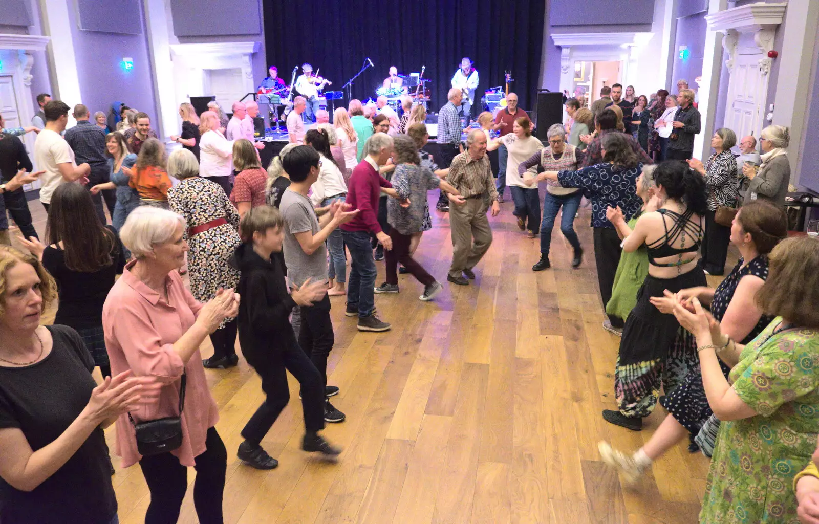 Harry claps, from DesignerMakers' Fund-Raising Ceilidh, The Cornhall, Diss - 13th May 2023