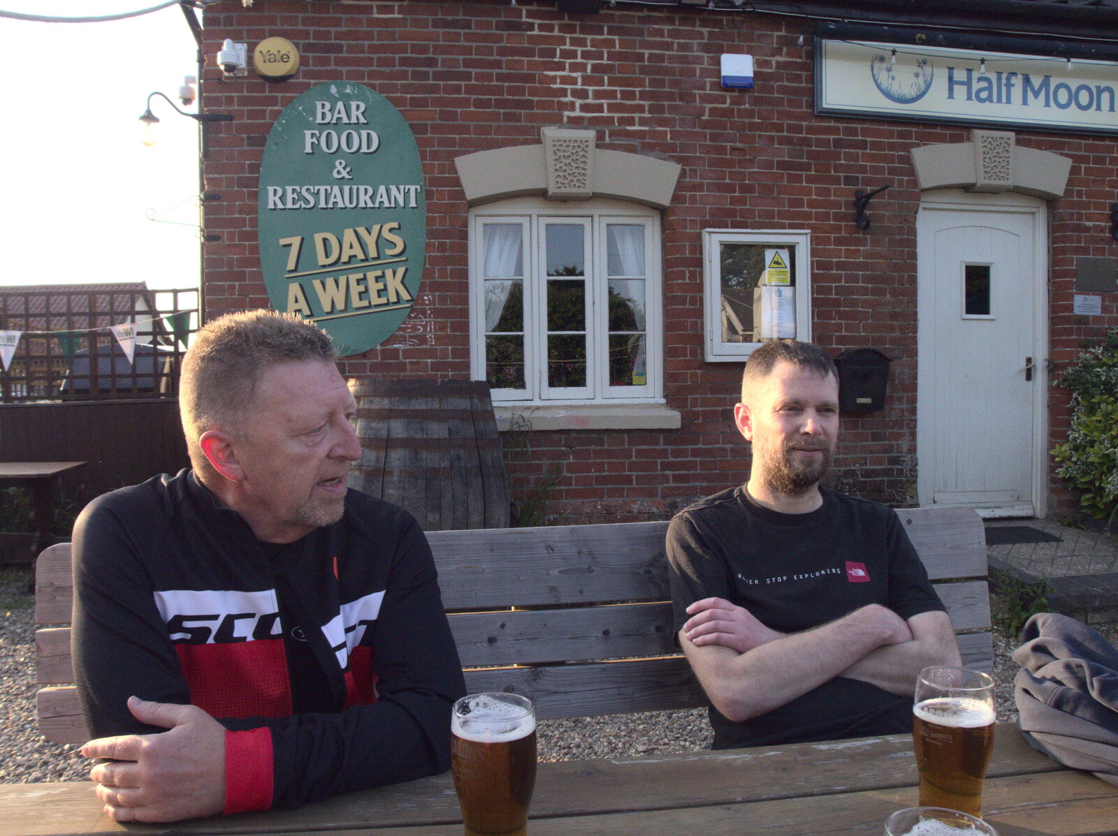 Gaz and Phil outside the Half Moon in Rushall from The BSCC at Rushall, South Lopham and Redgrave - 25th May 2023