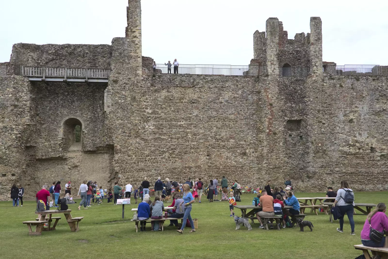 It's busy inside Framlingham Castle, from The Irish Massive do Framlingham and Southwold, Suffolk - 9th August 2023