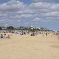 It's busy on Southwold beach, The Irish Massive do Framlingham and Southwold, Suffolk - 9th August 2023