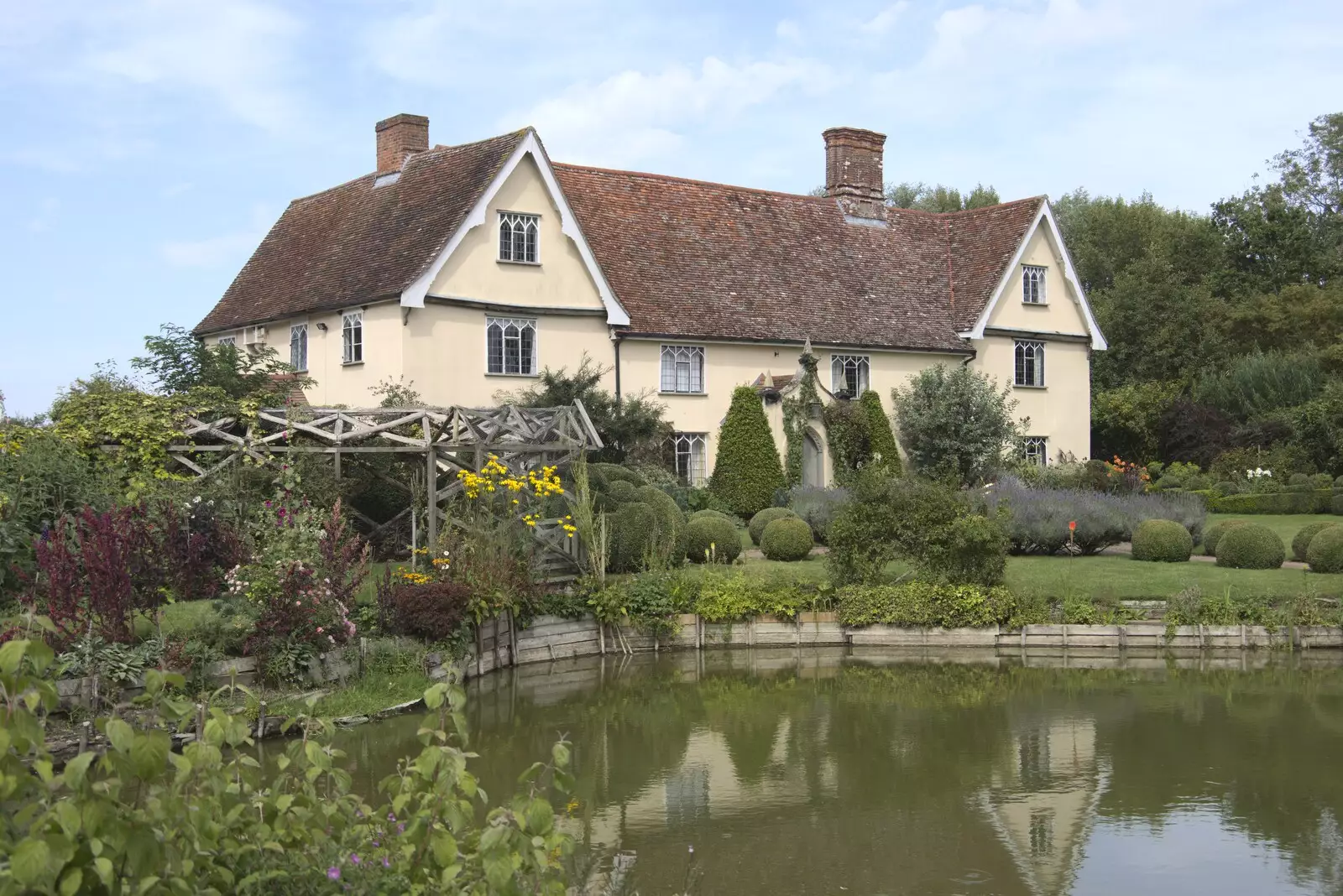 The lovely 15th-Century Bedfield Hall, from The BSCC at the Cock Inn and a Flute Exam, Bedfield, Suffolk - 25th August 2023