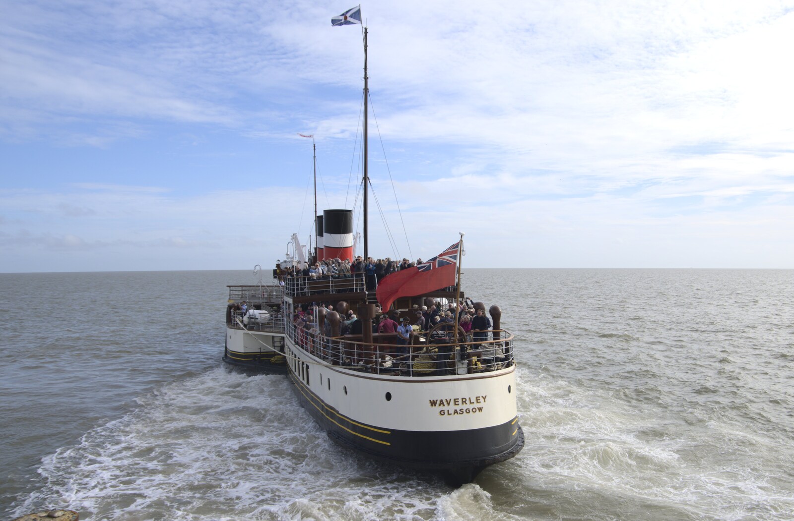 The Waverley heads off into the North Sea from The Waverley Paddle Steamer at Southwold Pier, Suffolk - 27th September 2023