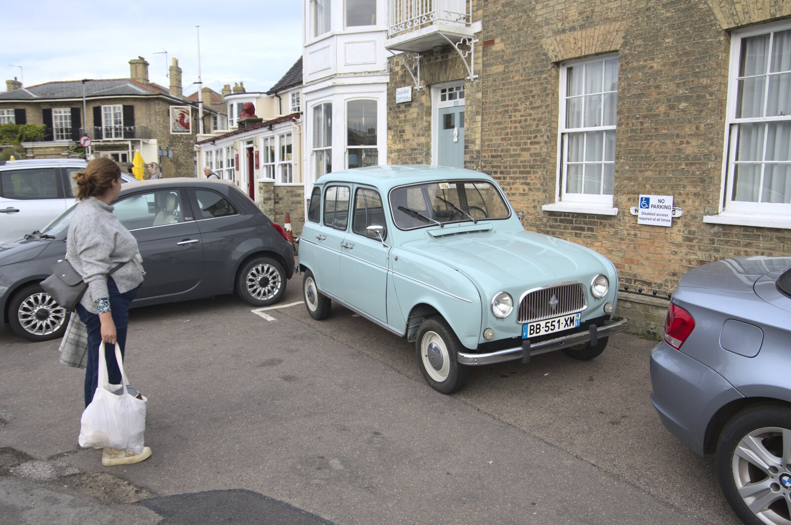 Isobel looks at a nice old Renault 4 from The Waverley Paddle Steamer at Southwold Pier, Suffolk - 27th September 2023