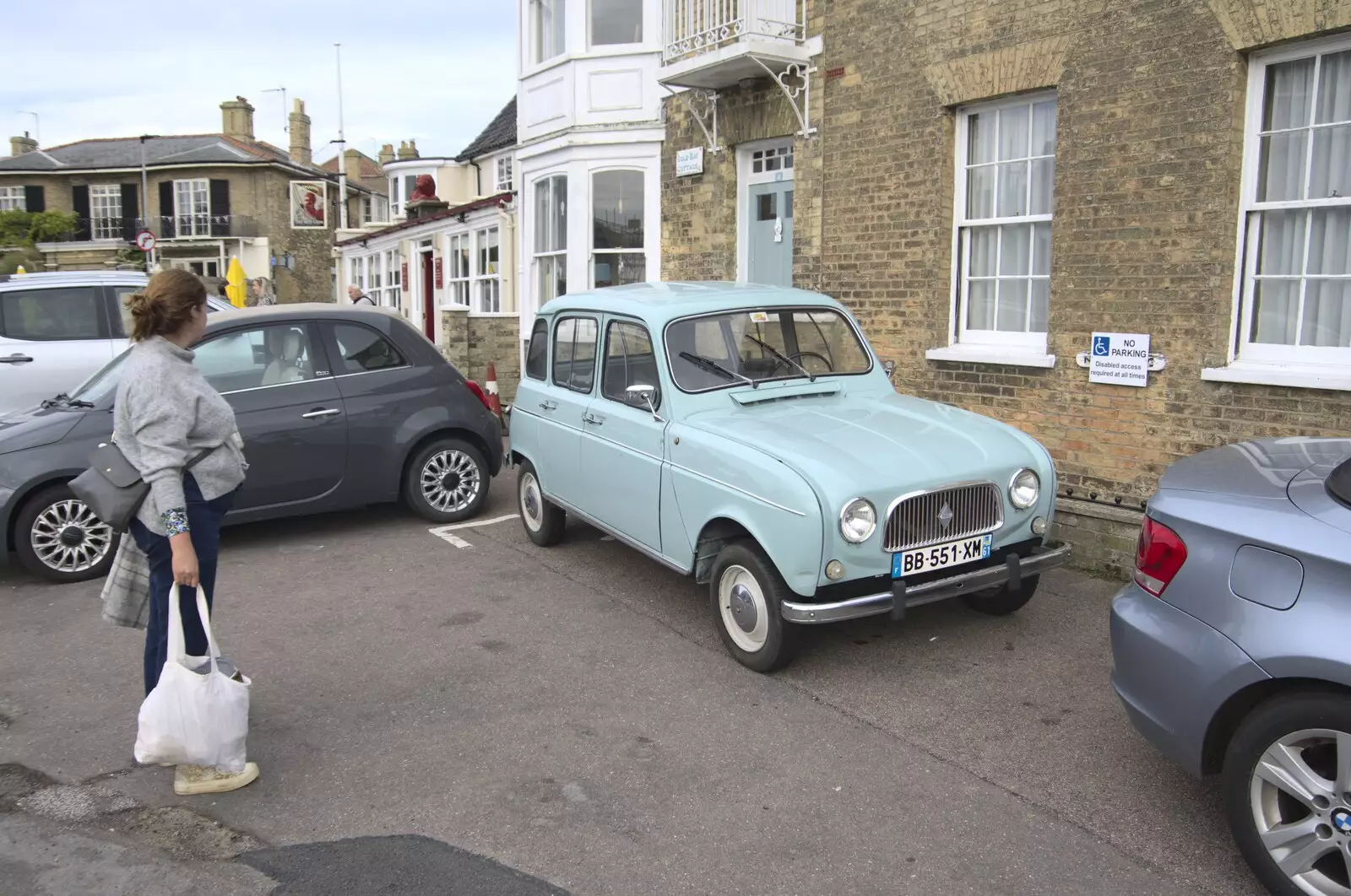 Isobel looks at a nice old Renault 4, from The Waverley Paddle Steamer at Southwold Pier, Suffolk - 27th September 2023