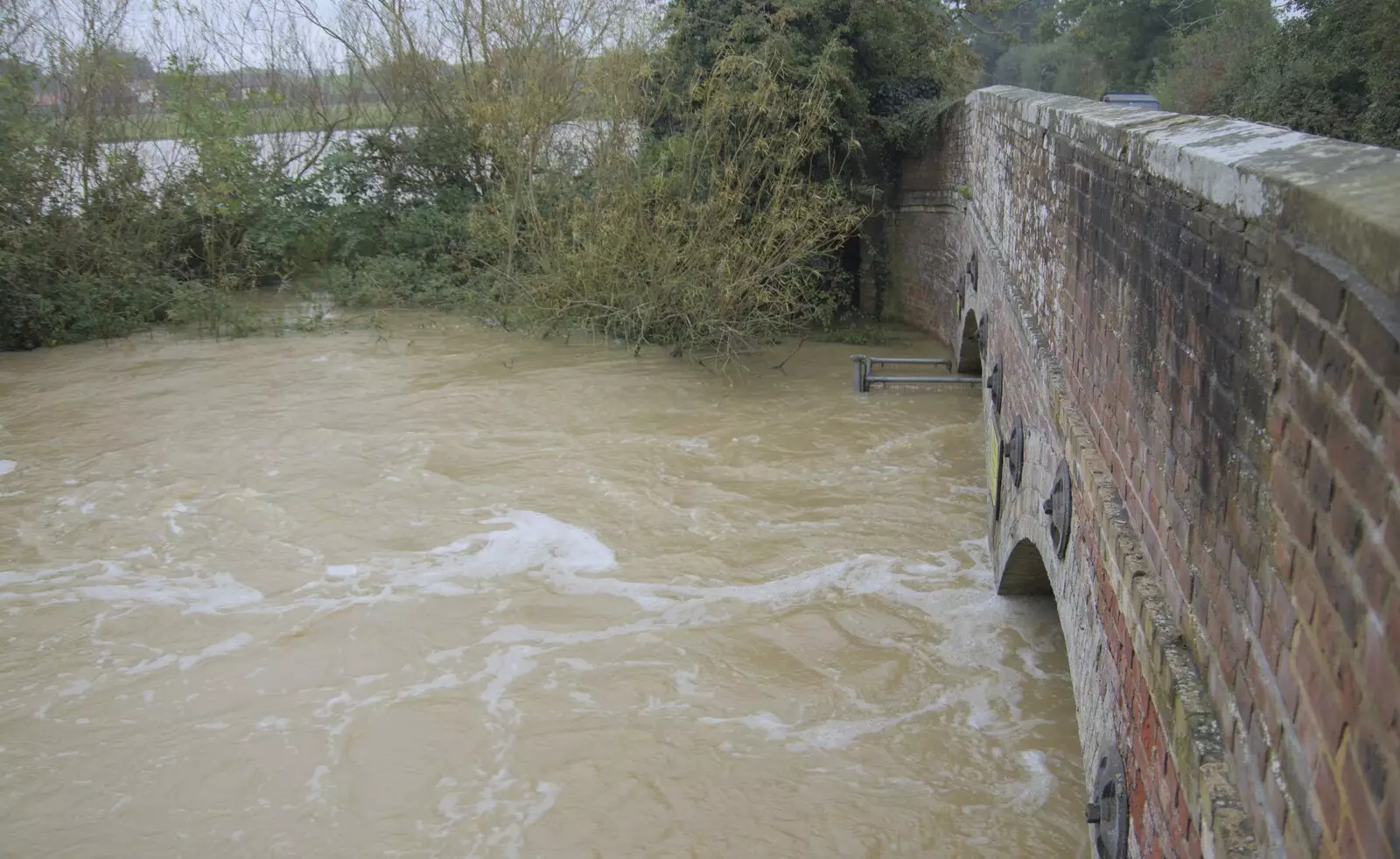 The bridge at Billingford, from Tales From The Floods, Bury St. Edmunds and Walsham Le Willows, Suffolk - 20th October 2023