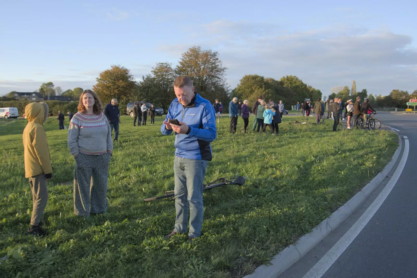 Gaz appears on his bike, and joins us for a bit, from A Giant Load on the A140, Yaxley, Suffolk - 22nd October 2023