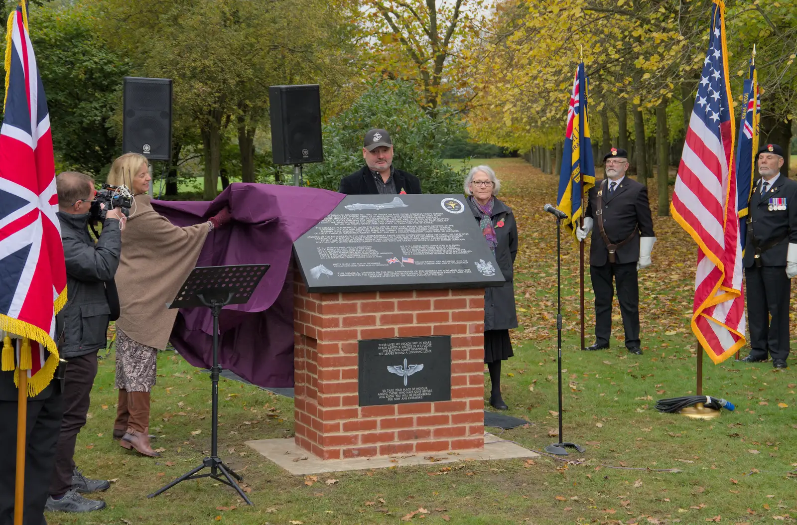 The memorial is unveiled, from A B-17 Memorial, The Oaksmere Hotel, Brome, Suffolk - 10th November 2023